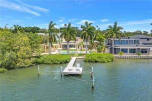 2781 BAYSIDE DRIVE, ST PETERSBURG, FL 33705 - MLS#MFRTB8508186
