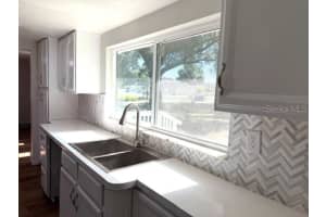 MLS# MFRTB8508281, Dover, Florida 33527