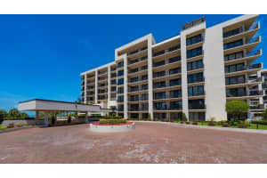 4 BELLEVIEW BOULEVARD, BELLEAIR, FL 33756 - MLS#MFRTB8508282