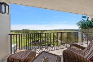 4 BELLEVIEW BOULEVARD, BELLEAIR, FL 33756 - MLS#MFRTB8508282