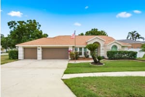 1748 Hermit Thrush Cir, PALM HARBOR