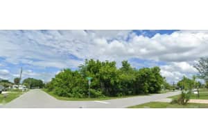 501 TARPON BOULEVARD, PORT CHARLOTTE, FL 33952 - MLS#MFRTB8508312
