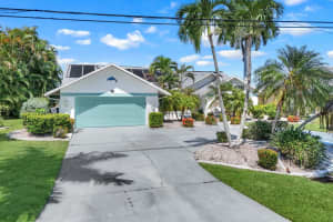 719 EL DORADO PARKWAY, CAPE CORAL, FL 33914 - MLS#MFRTB8508315
