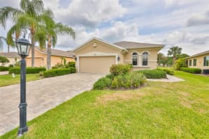 1907 STERLING GLEN COURT, SUN CITY CENTER, FL 33573 - MLS#MFRTB8508330