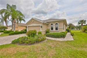 1907 STERLING GLEN COURT, SUN CITY CENTER, FL 33573 - MLS#MFRTB8508330