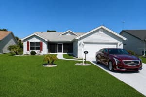 806 SAN SALVADOR DRIVE, LADY LAKE, FL 32159 - MLS#MFRTB8508352