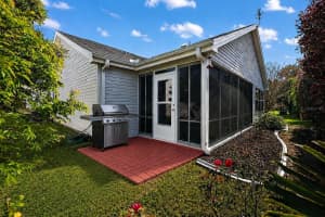 806 SAN SALVADOR DRIVE, LADY LAKE, FL 32159 - MLS#MFRTB8508352