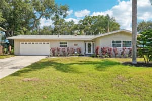 1862 Francis Dr, CLEARWATER