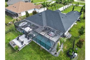 5220 LAKE VENICE DRIVE, WIMAUMA, FL 33598 - MLS#MFRTB8508401
