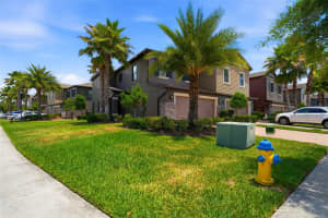 28580 TRANQUIL LAKE CIRCLE, WESLEY CHAPEL, FL 33543 - MLS#MFRTB8508513