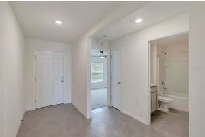 810 ACE OUTLAW AVENUE, RUSKIN, FL 33570 - MLS#MFRTB8508557
