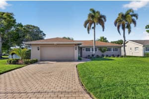 1501 DAKOTA AVENUE, ST PETERSBURG, FL 33703 - MLS#MFRTB8508564