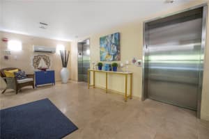 12077 GANDY BOULEVARD, ST PETERSBURG, FL 33702 - MLS#MFRTB8508586