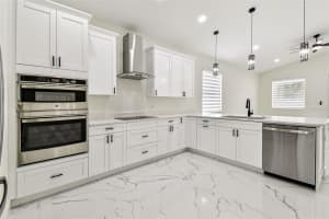 7012 WILLOW AVENUE, TAMPA, FL 33604 - MLS#MFRTB8508711