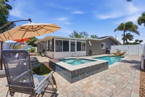 2095 DOLPHIN BOULEVARD, ST PETERSBURG, FL 33707 - MLS#MFRTB8508870
