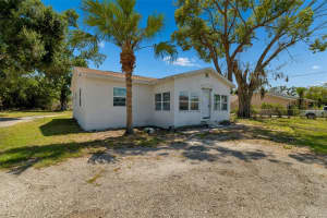 1611 SHELL POINT ROAD, RUSKIN, FL 33570 - MLS#MFRTB8508881