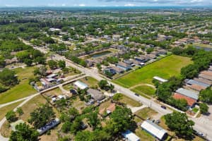 1611 SHELL POINT ROAD, RUSKIN, FL 33570 - MLS#MFRTB8508881