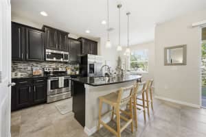 5249 5TH WAY, ST PETERSBURG, FL 33703 - MLS#MFRTB8508883