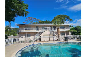 209 JEFFERSON CIRCLE, ST PETERSBURG, FL 33702 - MLS#MFRTB8508892