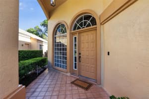 9314 FAIRWAY LAKES COURT, TAMPA, FL 33647 - MLS#MFRTB8508920