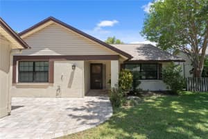 2449 BAY BERRY COURT, CLEARWATER, FL 33763 - MLS#MFRTB8508941