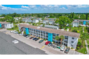 2217 SUNSET DRIVE, BRADENTON, FL 34207 - MLS#MFRTB8508979