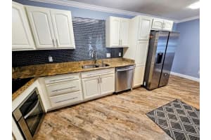 11347 70TH TERRACE, SEMINOLE, FL 33772 - MLS#MFRTB8509039