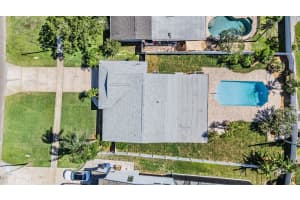 6300 BAYOU GRANDE BOULEVARD, ST PETERSBURG, FL 33702 - MLS#MFRTB8509082