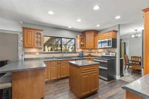 1126 SHADOWBROOK DRIVE, LAKELAND, FL 33813 - MLS#MFRTB8509084