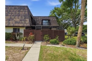 15338 E Pond Woods Dr #15338, TAMPA