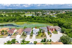 11207 VILLAGE BROOK DRIVE, RIVERVIEW, FL 33579 - MLS#MFRTB8509309