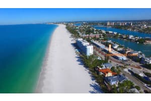 8465 GULF BOULEVARD, TREASURE ISLAND, FL 33706 - MLS#MFRTB8509363