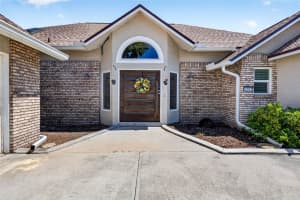 6282 BONAVENTURE COURT, SARASOTA, FL 34243 - MLS#MFRTB8509376