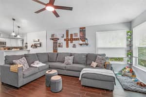 4001 BAINWOOD COURT, TAMPA, FL 33614 - MLS#MFRTB8509702