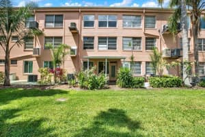 2458 COLUMBIA DRIVE, CLEARWATER, FL 33763 - MLS#MFRTB8509712