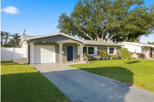 5648 33RD AVENUE, ST PETERSBURG, FL 33710 - MLS#MFRTB8509727