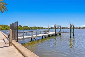 2926 COFFEE POT BOULEVARD, ST PETERSBURG, FL 33704 - MLS#MFRTB8509782
