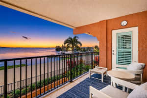 5301 GULF BOULEVARD, ST PETE BEACH, FL 33706 - MLS#MFRTB8509954