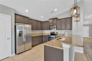 8529 HUNTERS FORK LOOP, RUSKIN, FL 33573 - MLS#MFRTB8510005