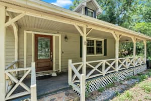 10422 WOODMERE ROAD, TAMPA, FL 33617 - MLS#MFRTB8510054