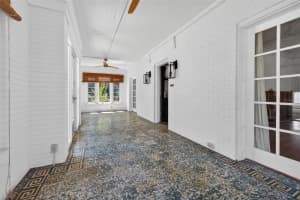 835 16TH AVENUE, ST PETERSBURG, FL 33704 - MLS#MFRTB8510088