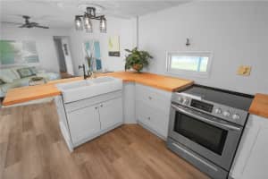 10921 LONDON DRIVE, PORT RICHEY, FL 34668 - MLS#MFRTB8510121