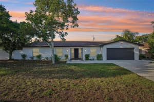 13700 86TH AVENUE, SEMINOLE, FL 33776 - MLS#MFRTB8510128
