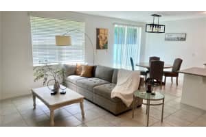 573 VISTA VILLAGES BOULEVARD, DAVENPORT, FL 33896 - MLS#MFRTB8510129