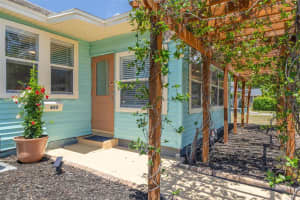 845 21ST AVENUE, ST PETERSBURG, FL 33705 - MLS#MFRTB8510256