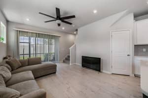 19153 ELSIMONT ISLE, LUTZ, FL 33558 - MLS#MFRTB8510266