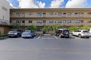 5975 TERRACE PARK DRIVE, ST PETERSBURG, FL 33709 - MLS#MFRTB8510300