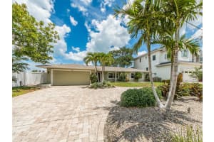 40 SUNSET BAY DRIVE, BELLEAIR, FL 33756 - MLS#MFRTB8510344