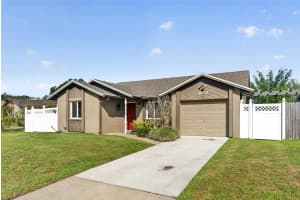 7632 LAKESIDE WOODS DRIVE, ORLANDO, FL 32810 - MLS#MFRTB8510354