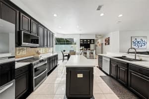 2528 CENTENNIAL FALCON DR, VALRICO, FL 33596 - MLS#MFRTB8510424